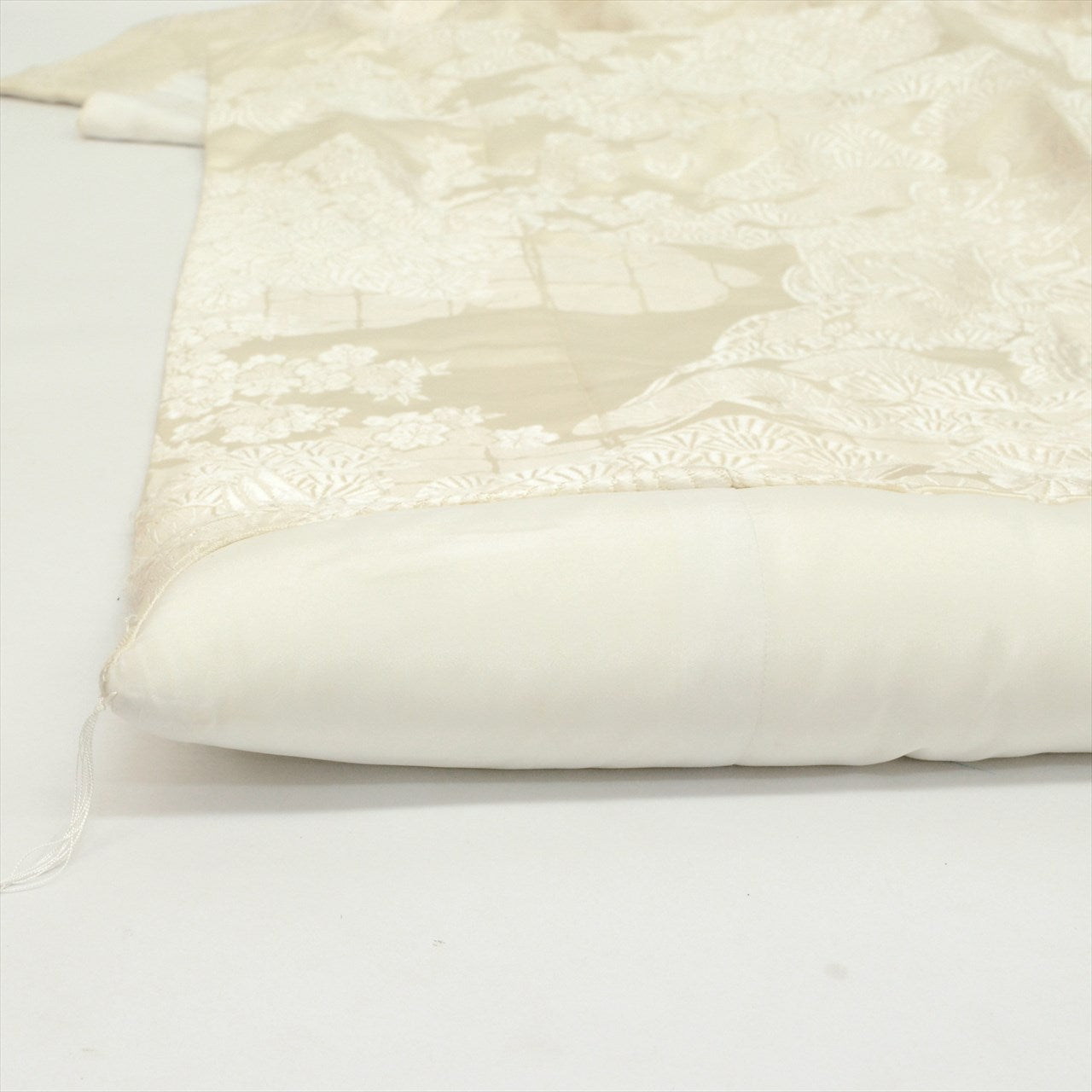 Vintage Japanese Kimono | Shiromuku | Cream Silk | Crane Goshoguruma Kara-ori | Bridal | Size L | Sustainable | tt1179b