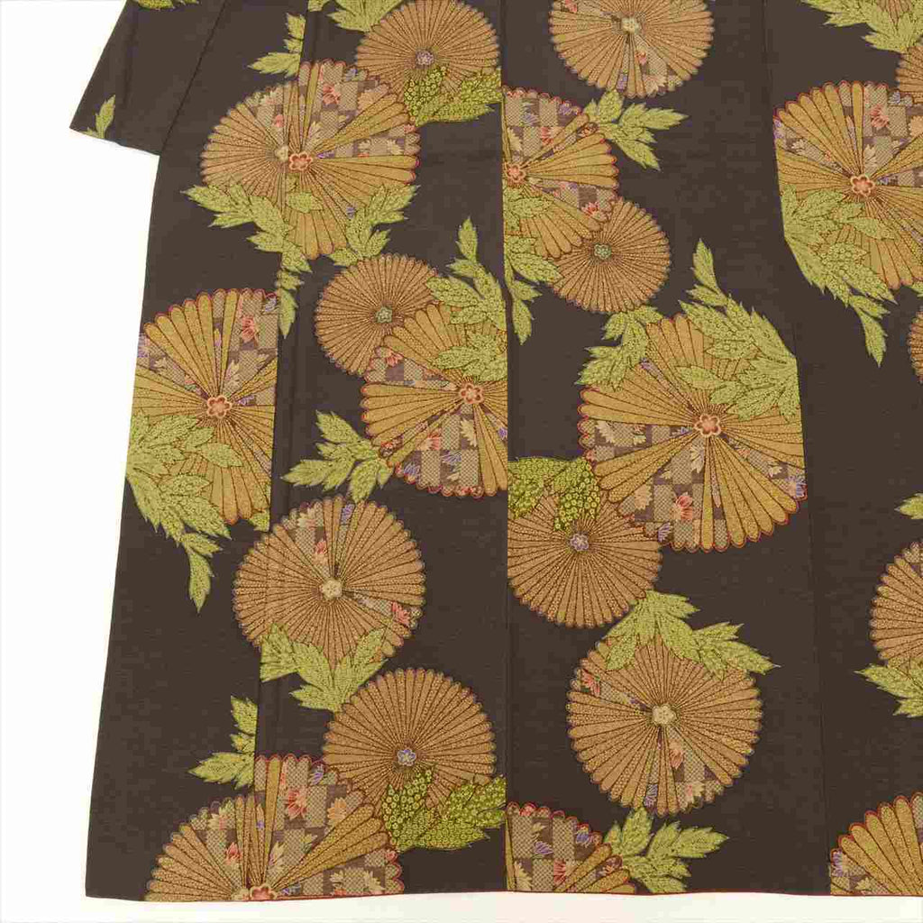 [Used] Komon (small patterned) recycled kimono, pure silk, length 159.5cm (M), sleeve length 66.5cm, excellent condition, brown tones, chrysanthemum pattern, crepe fabric, lined, high quality, semi-formal, spring, summer, autumn, winter, ready-made. 