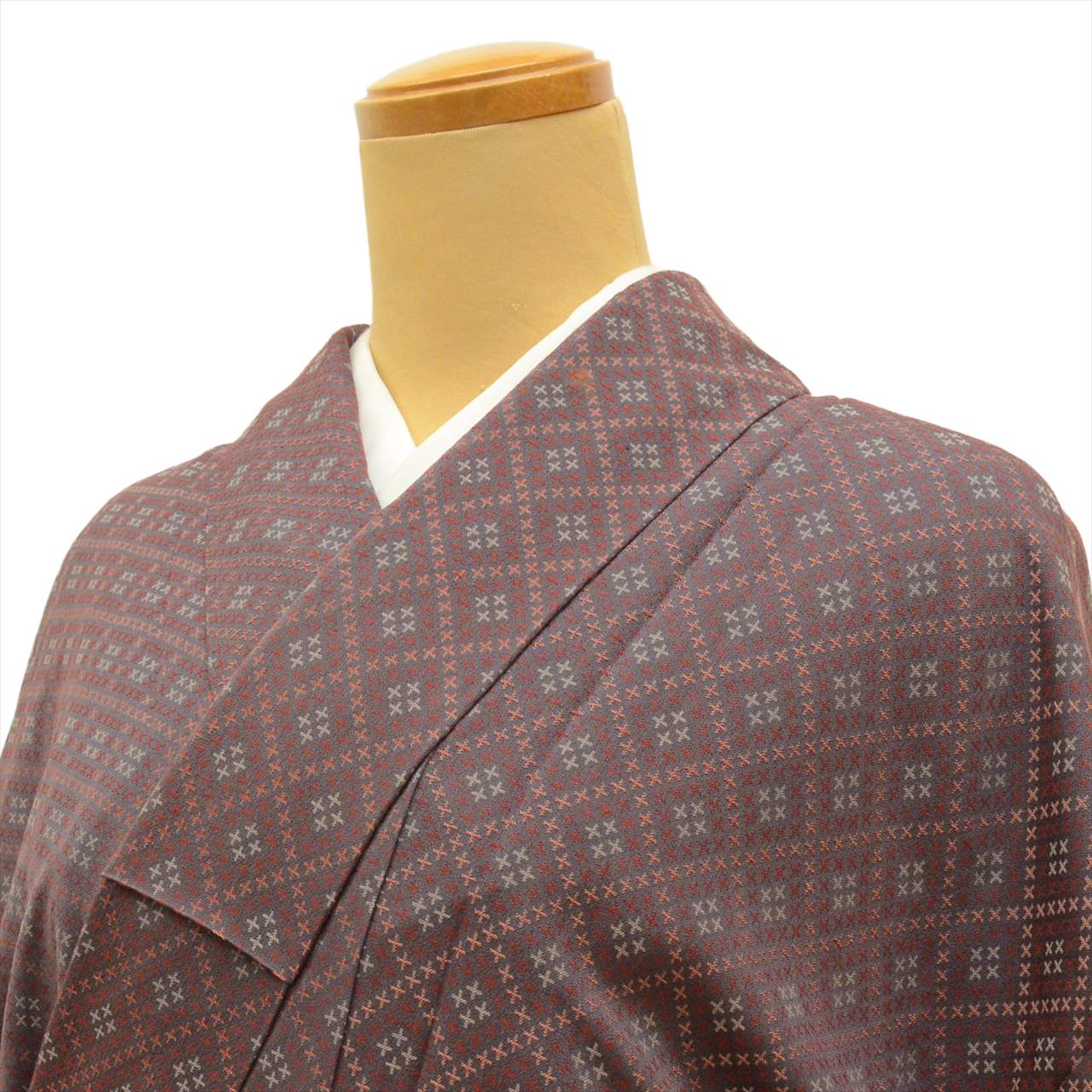 [Used] Komon (small patterned) recycled kimono, pure silk, length 150.5cm (59.3in), size S, sleeve length 64.0cm (25.2in), gray, diamond pattern, lined, high quality, semi-formal, spring, summer, autumn, winter, ready-made. 