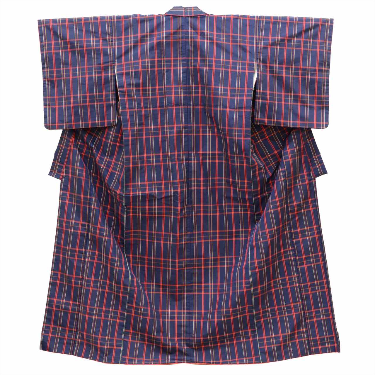 [Used] Recycled Kimono, Silk Kimono, Michiyuki Coat (Oshima Tsumugi style), Length 160.5cm (M), Sleeve Length 64.5cm, Ensemble, Synthetic Fiber, Navy Blue, Checkered Pattern, High Quality, Semi-Formal, Spring, Summer, Autumn, Winter, Ready-made 