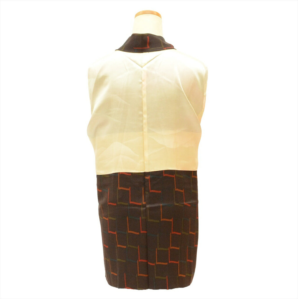 [Used] Silk Haori (kimono jacket), Length 79.5cm, Sleeve Length 63cm, Brown, Geometric Pattern, Recycled Kimono tt1725b [Japanese clothing, Casual kimono, Outlet, Retro, Antique, Affordable, Stylish, Everyday wear, Lessons, Outlet, Kimono] 