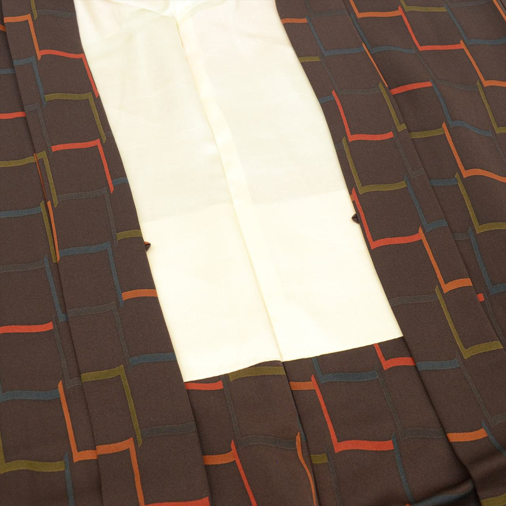 [Used] Silk Haori (kimono jacket), Length 79.5cm, Sleeve Length 63cm, Brown, Geometric Pattern, Recycled Kimono tt1725b [Japanese clothing, Casual kimono, Outlet, Retro, Antique, Affordable, Stylish, Everyday wear, Lessons, Outlet, Kimono] 