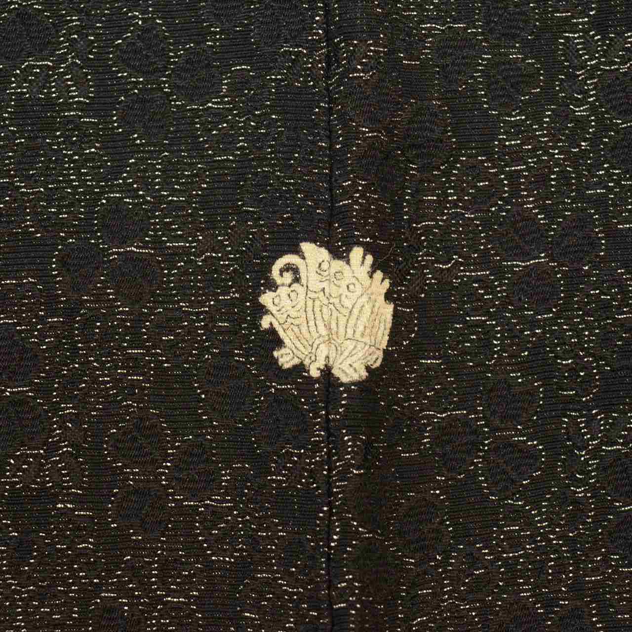 [Used] Silk Haori (kimono jacket), Length 84cm, Sleeve length 64cm, Long haori, Black, Geometric pattern, Family crest, Recycled kimono tt1778b [Japanese clothing, Casual kimono, Retro, Antique, Affordable, Stylish, Everyday wear, Lessons, Kimono] [r26] 