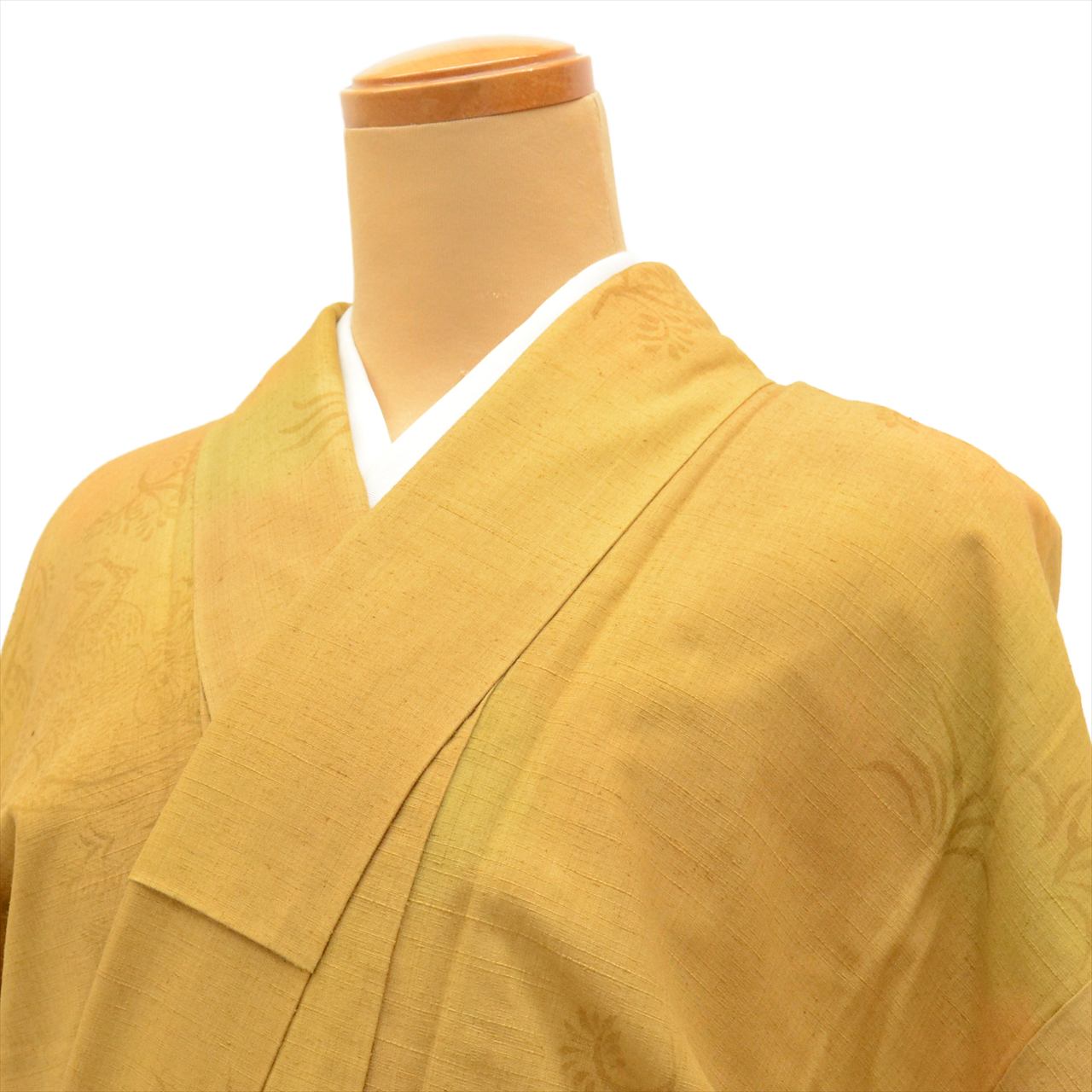 [Used] Yuki Tsumugi Silk Kimono, Recycled, Length 156.5cm (61.6in) (M), Sleeve Length 63.3cm (24.9in), Ready-made, Brown, Peacock Pattern [Tsumugi, Tsumugi Kimono, Recycled Tsumugi, Pure Silk, Lined, Tsumugi, Reuse, Vintage, Outlet, Free Shipping] tt2209b 
