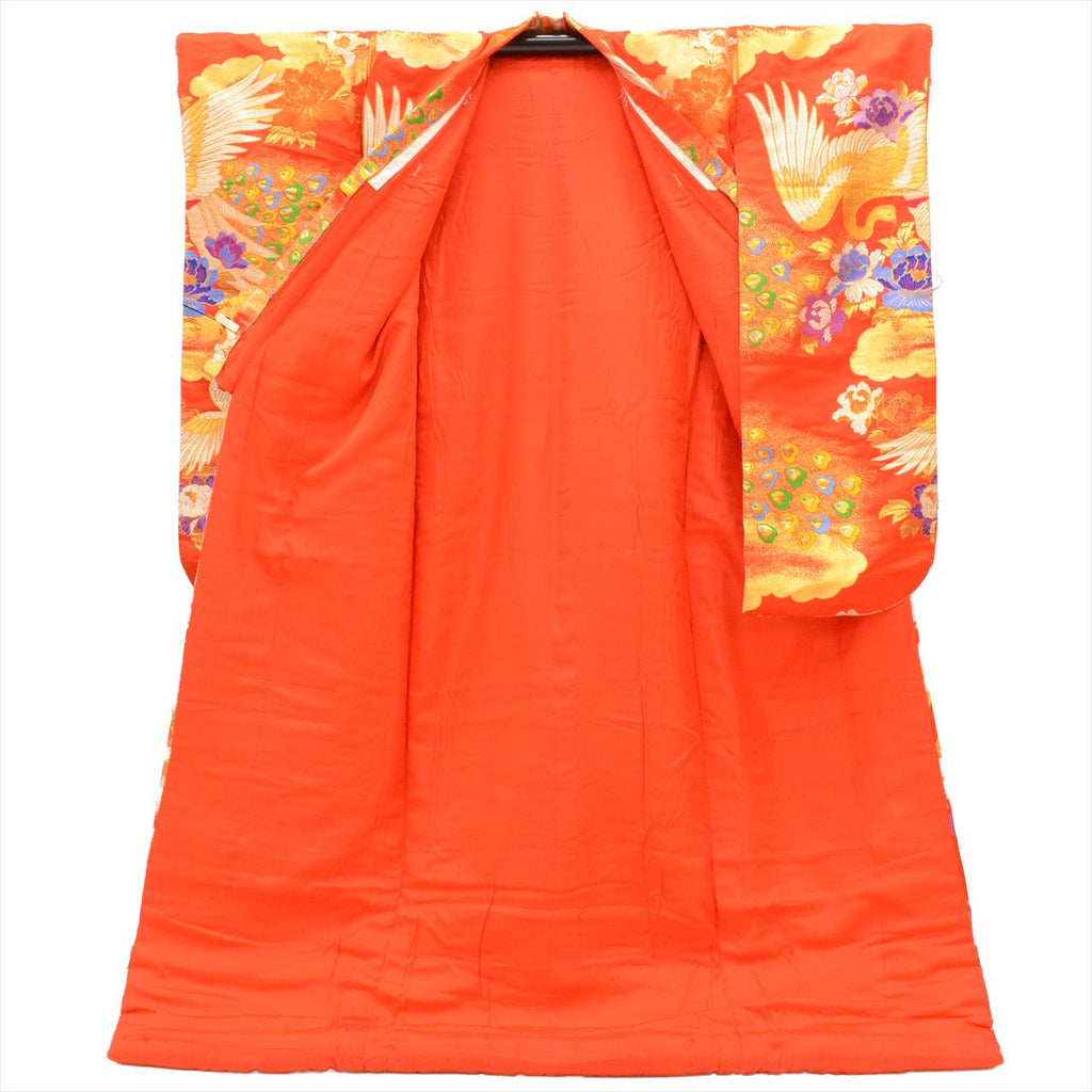 [Used] Silk Uchikake (wedding kimono), Length 190.0cm (74.8in) (L), Sleeve Length 65.0cm (25.6in), Ready-made, Recycled Kimono, Orange, Peacock Pattern, Tang Dynasty Weave, Gold Thread, tt2293b [Japanese Clothing, Outlet, Kimono] 