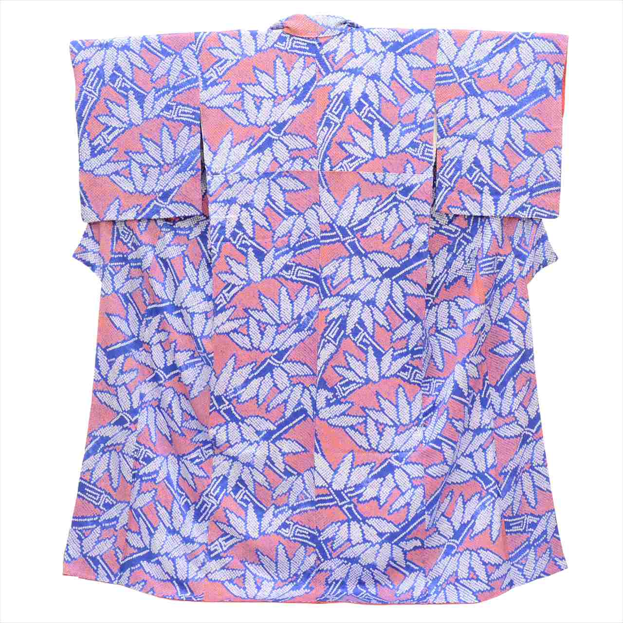 [Used] Komon (small patterned) recycled kimono, pure silk, length 159.5cm (62.8in) (size M), sleeve length 67.0cm (26.4in), blue tones, bamboo leaf pattern, fully tie-dyed, lined, high quality, semi-formal, spring, summer, autumn, winter, ready-made. 