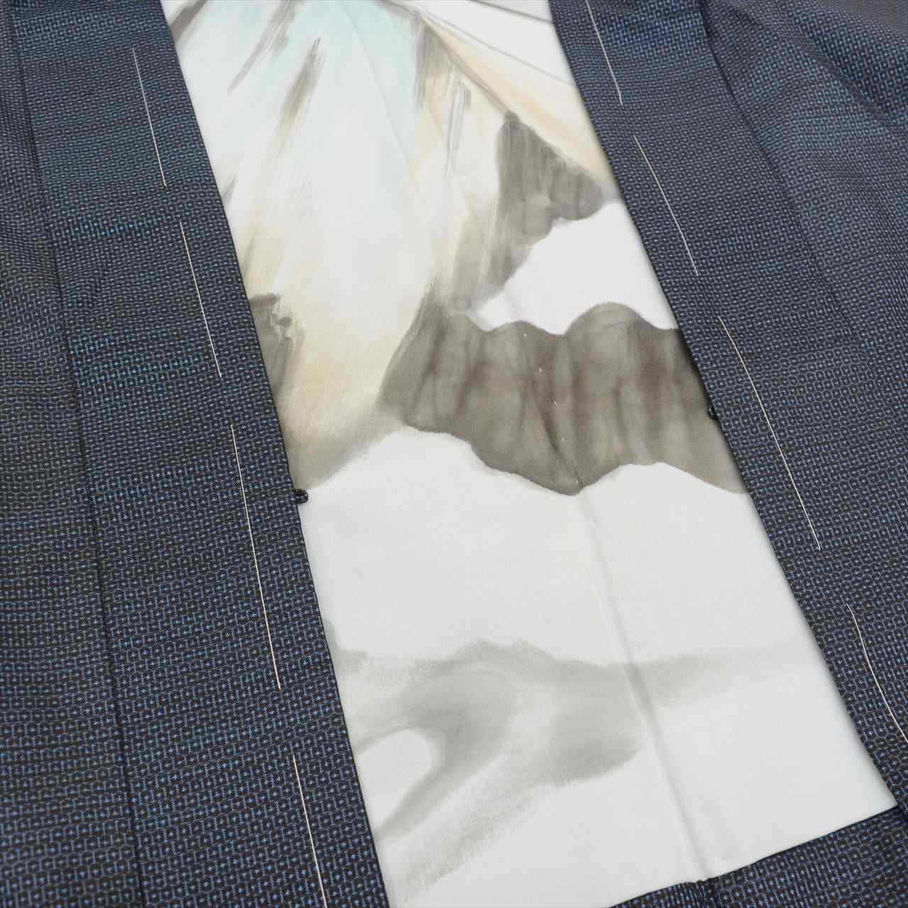 [Used] Men's Kimono and Haori Set Ensemble, Authentic Oshima Tsumugi Silk, Handwoven, Unused, Length 146cm (L), Sleeve Length 68.5cm, Navy Blue, Tortoiseshell Pattern, Comes with Obi Belt and Haori Cord, Men's, Certificate of Authenticity tt2457b 