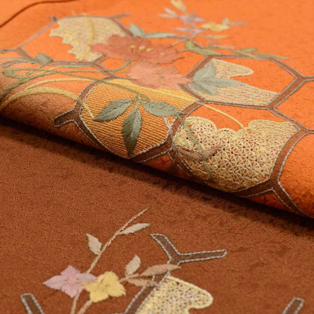 [Used] Tsukesage (formal kimono), lined, pure silk, length 163.5cm (64.4in), size L, sleeve length 64.8cm (25.5in), ready-made, recycled kimono, brown tones, tortoise shell and floral pattern, embroidered, tt2617b 