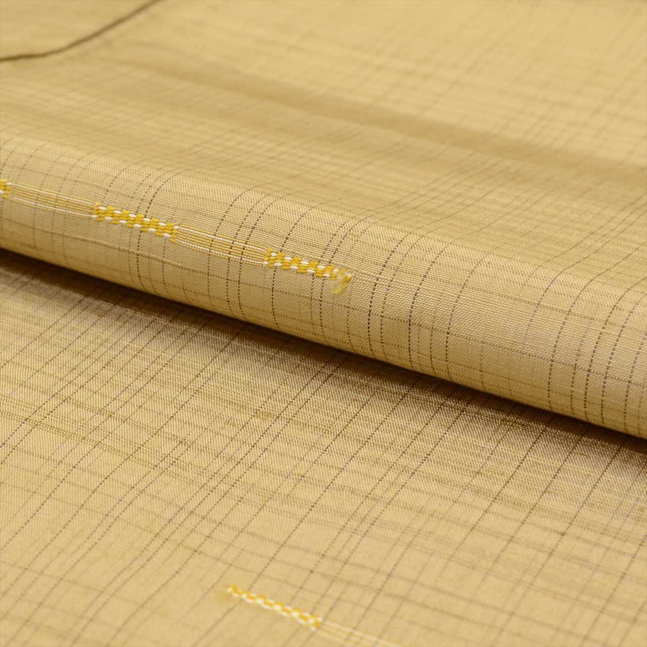 [Used] Tsumugi Silk Kimono, Length 155.0cm (61.0in) (Size S), Sleeve Length 66.0cm (26.0in), Ready-made, Recycled Kimono, Lined, Brown, Checkered Pattern, tt2645b 