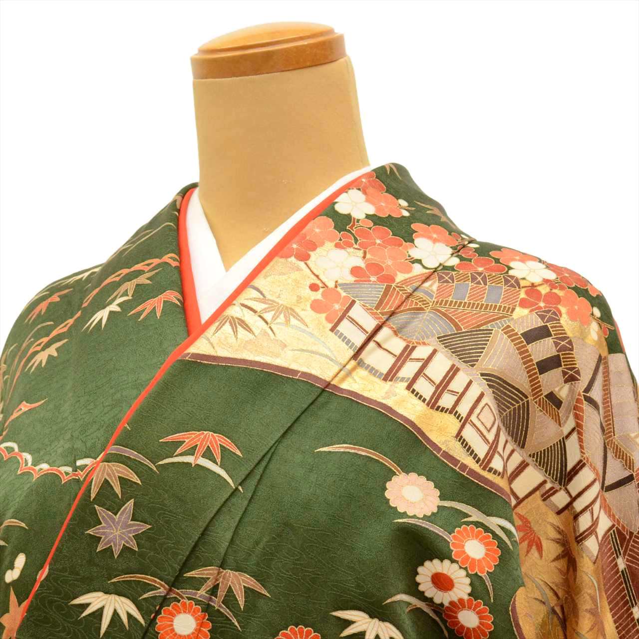 [Used] Furisode (long-sleeved kimono) - Single item, Pure silk, Length 157.0cm (61.8in) (M), Sleeve length 65.0cm (25.6in), Ready-made, Recycled kimono, Greenish color, Landscape pattern, Layered collar, Gold embroidery, Gold leaf, Vintage, tt2715b 