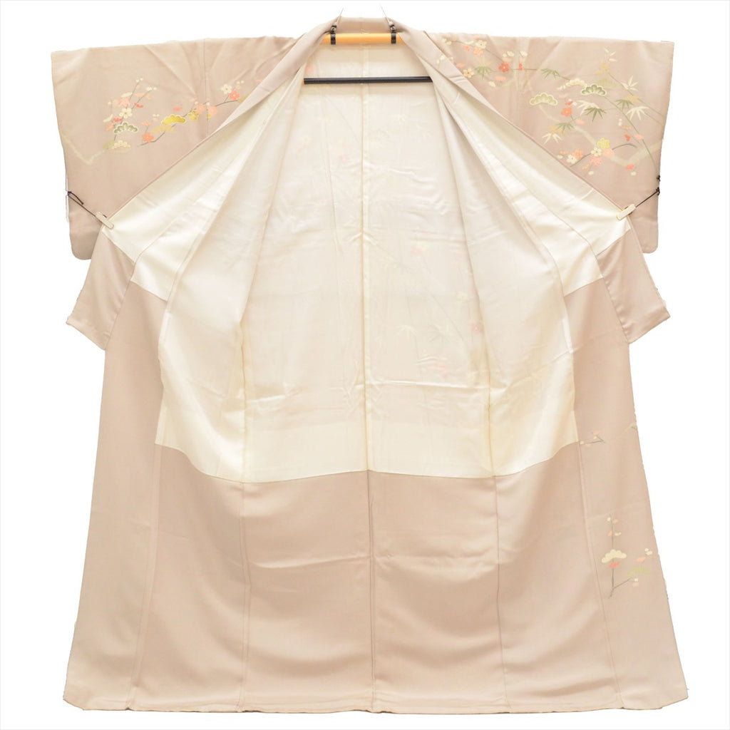 [Used] Recycled formal kimono, lined, pure silk, length 166.2cm (65.4in), size LL, sleeve length 71.0cm (28.0in), ready-made, gray color, plum blossom pattern, Yuzen dyeing, gold leaf, tt2720b 
