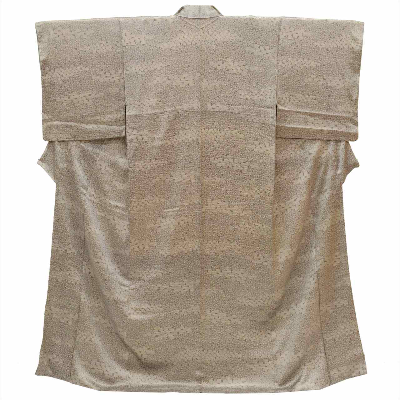 [Used] Komon (small patterned) recycled kimono, lined, pure silk, length 161.0cm (63.4in), size L, sleeve length 67.0cm (26.4in), gray color, maple leaf pattern, high quality, semi-formal, spring, summer, autumn, winter, ready-made. 