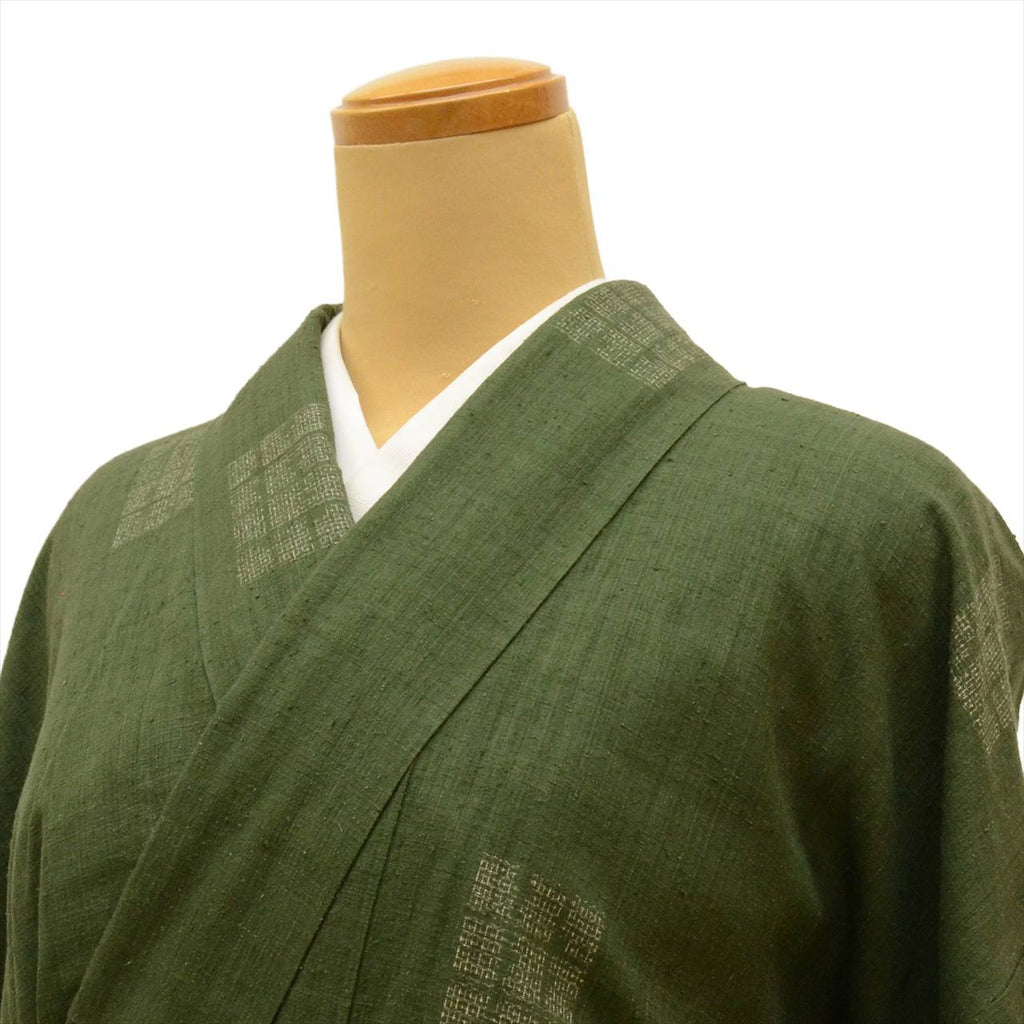 [Used] Yuki Tsumugi Kimono, Pure Silk, Recycled, Length 159cm (M), Sleeve Length 64.5cm, Ready-made, Greenish, Tortoiseshell Pattern [Tsumugi, Tsumugi Kimono, Recycled Tsumugi, Pure Silk, Lined, Tsumugi, Reuse, Vintage, Outlet, Free Shipping] tt2750b 