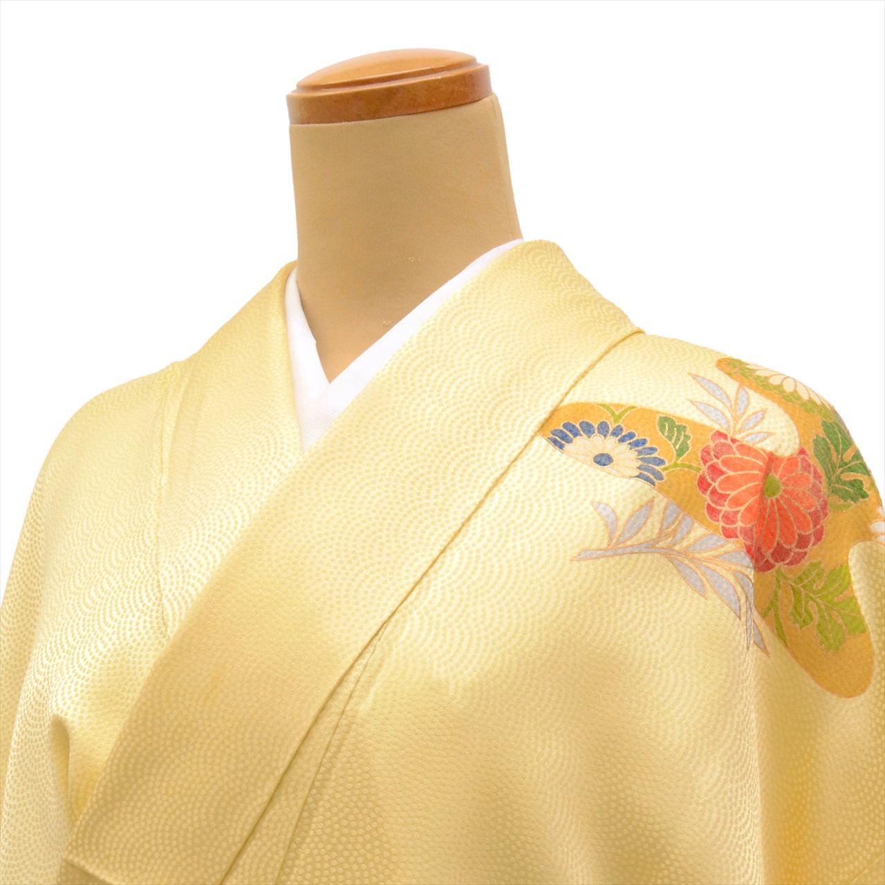 [Used] Recycled formal kimono (Houmongi), pure silk, length 166.5cm (65.6in), size LL, sleeve length 65.3cm (25.7in), ready-made, formal wear, recycled kimono, lined, used, yellowish, chrysanthemum pattern, gold embroidery, tt2754b 
