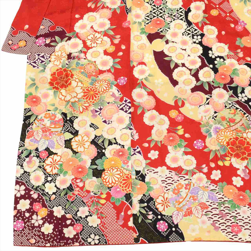 Furisode (long-sleeved kimono) - Single item, Pure silk, Length 158.5cm (62.4in) (M), Sleeve length 61.5cm (24.2in), Ready-made, Excellent condition, Recycled kimono, Red color scheme, Floral and kanoko (fawn spot) pattern, Vintage, uu0014b 