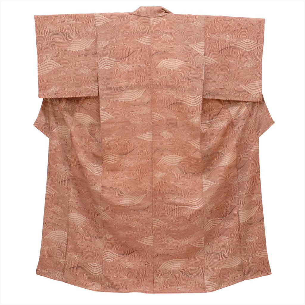 [Used] Komon (small patterned) recycled kimono, pure silk, length 158.0cm (62.2in) (size M), sleeve length 63.5cm (25.0in), lined, used, brown, wave pattern, crepe fabric, high quality, semi-formal, spring, summer, autumn, winter, ready-made. 