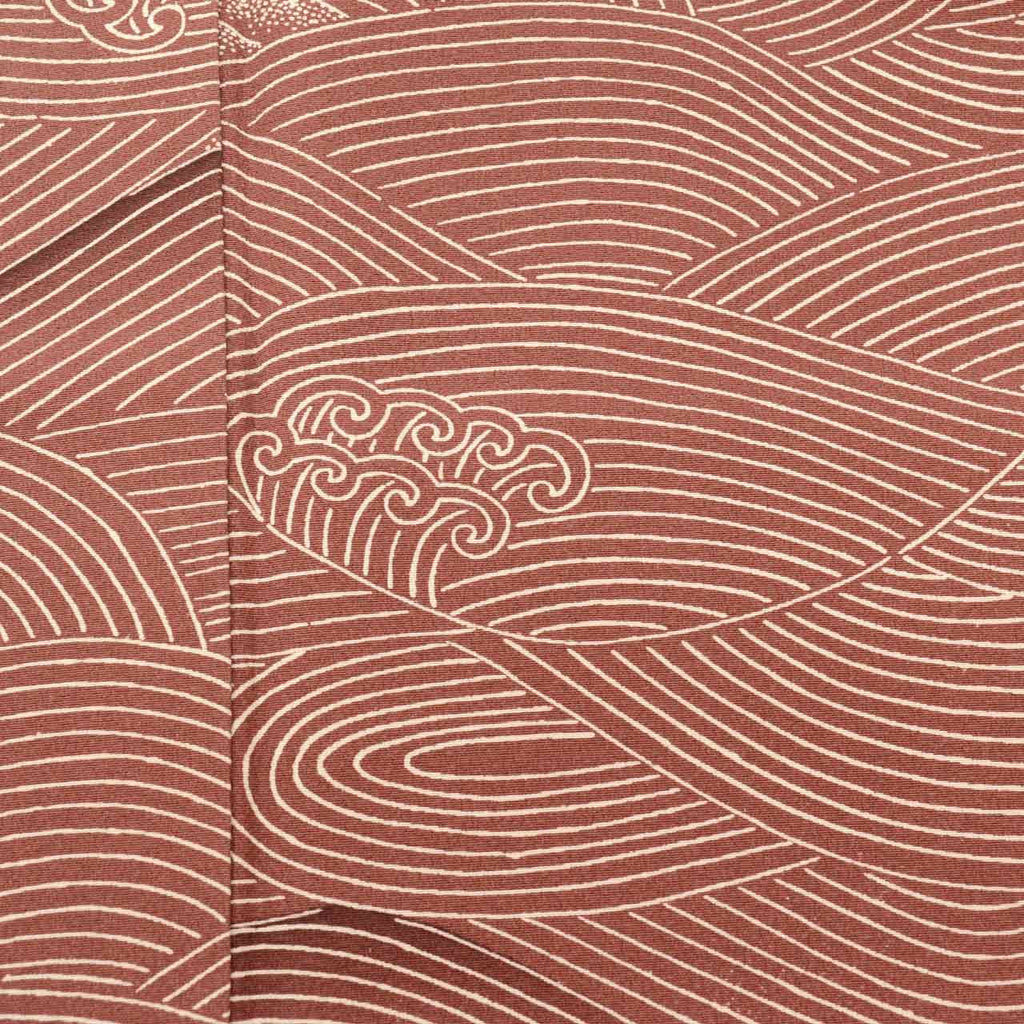[Used] Komon (small patterned) recycled kimono, pure silk, length 158.0cm (62.2in) (size M), sleeve length 63.5cm (25.0in), lined, used, brown, wave pattern, crepe fabric, high quality, semi-formal, spring, summer, autumn, winter, ready-made. 