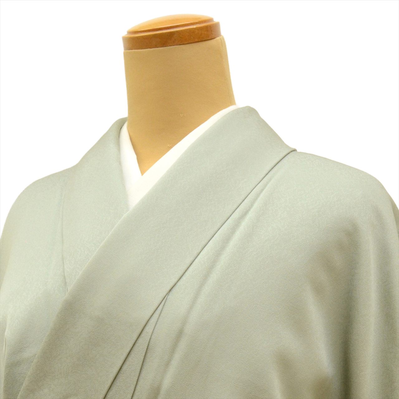 [Used] Silk formal kimono (Irotomesode), lined, length 158.0cm (62.2in) (size M), sleeve length 65.5cm (25.8in), ready-made, recycled kimono, green, fan pattern, formal kimono style, single crest, gold leaf, with signature. uu0064b 