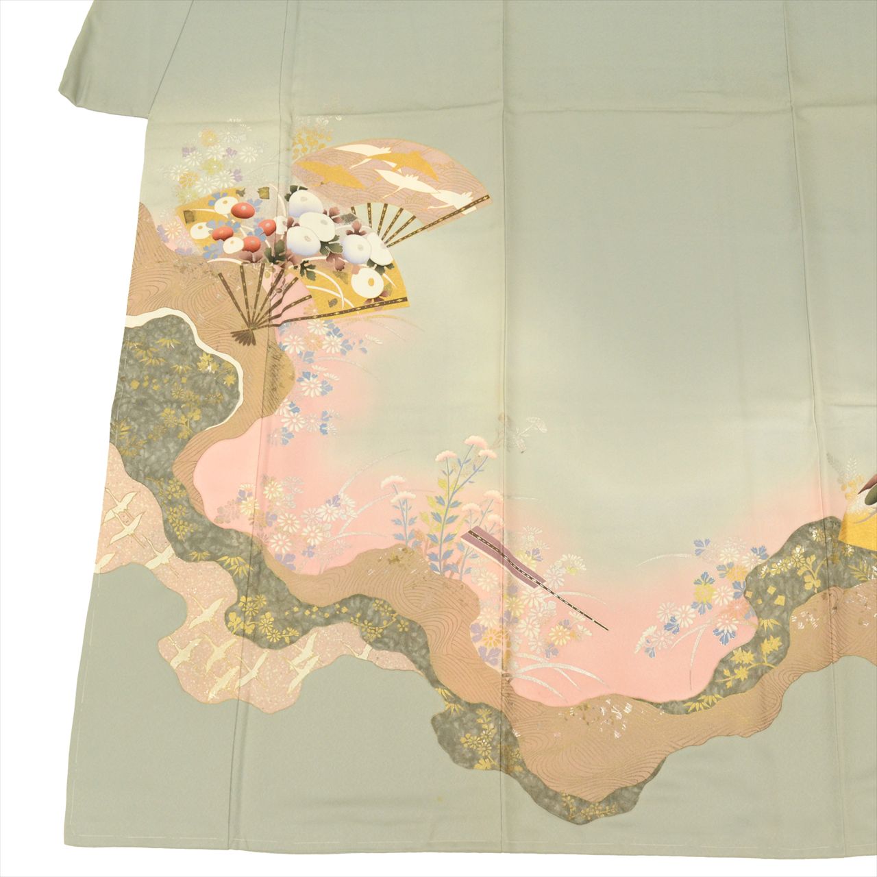 [Used] Silk formal kimono (Irotomesode), lined, length 158.0cm (62.2in) (size M), sleeve length 65.5cm (25.8in), ready-made, recycled kimono, green, fan pattern, formal kimono style, single crest, gold leaf, with signature. uu0064b 
