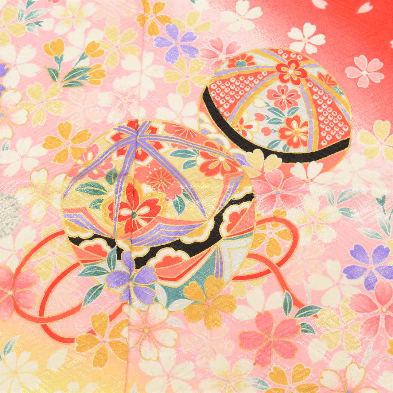 [Used] Girl's 7-year-old Shichi-Go-San Kimono, Synthetic Fiber, with Layered Collar, Excellent Condition, Ready-made, Length 129.8cm (51.1in), Sleeve Length 50.0cm (19.7in), Red with Ball Pattern, Celebration Wear, Japanese Pattern uu0197b 