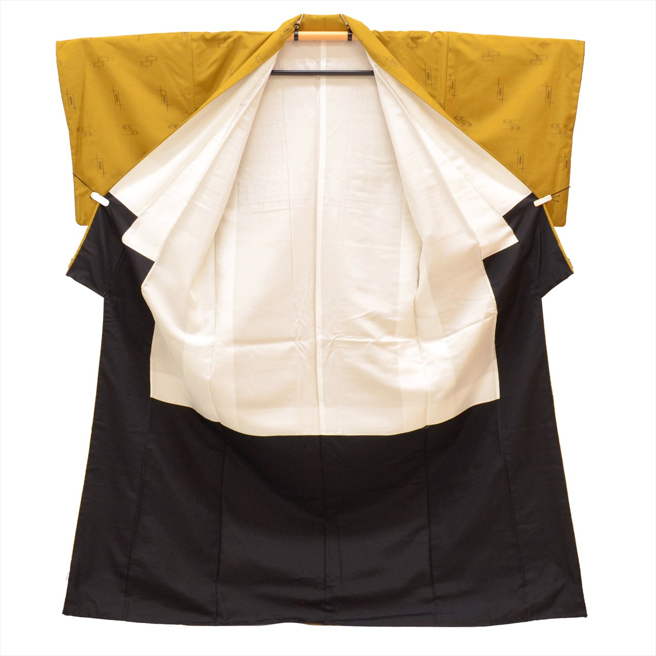 Vintage Japanese Kimono | Tate-fushi Tsumugi | Brown Silk | Kasuri Pattern | Size L | Sustainable | uu0286b