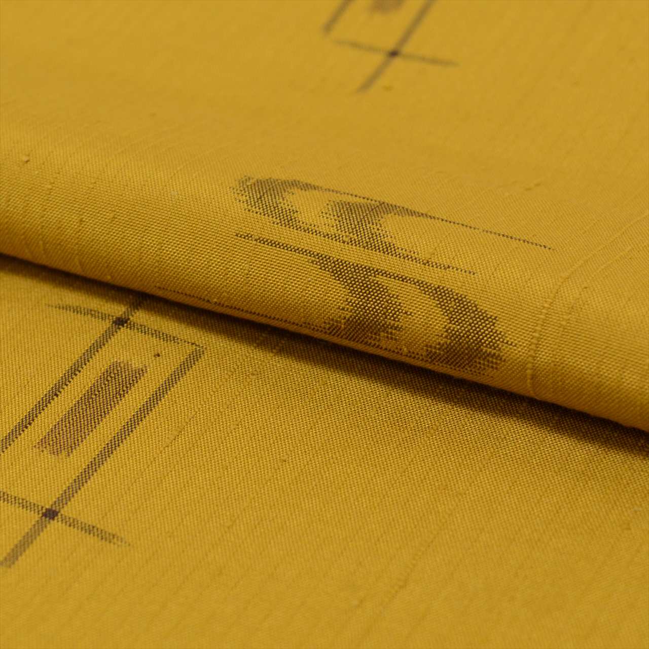 Vintage Japanese Kimono | Tate-fushi Tsumugi | Brown Silk | Kasuri Pattern | Size L | Sustainable | uu0286b