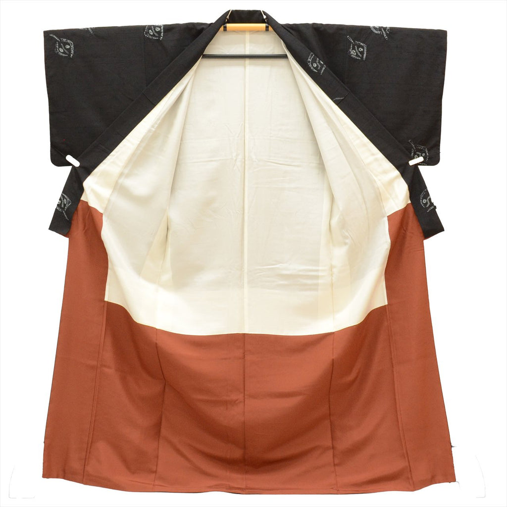 Vintage Japanese Kimono | Yuki Tsumugi | Black Silk | Leaf Pattern | Shibori | UNESCO Heritage | Size L | Sustainable | uu0289b
