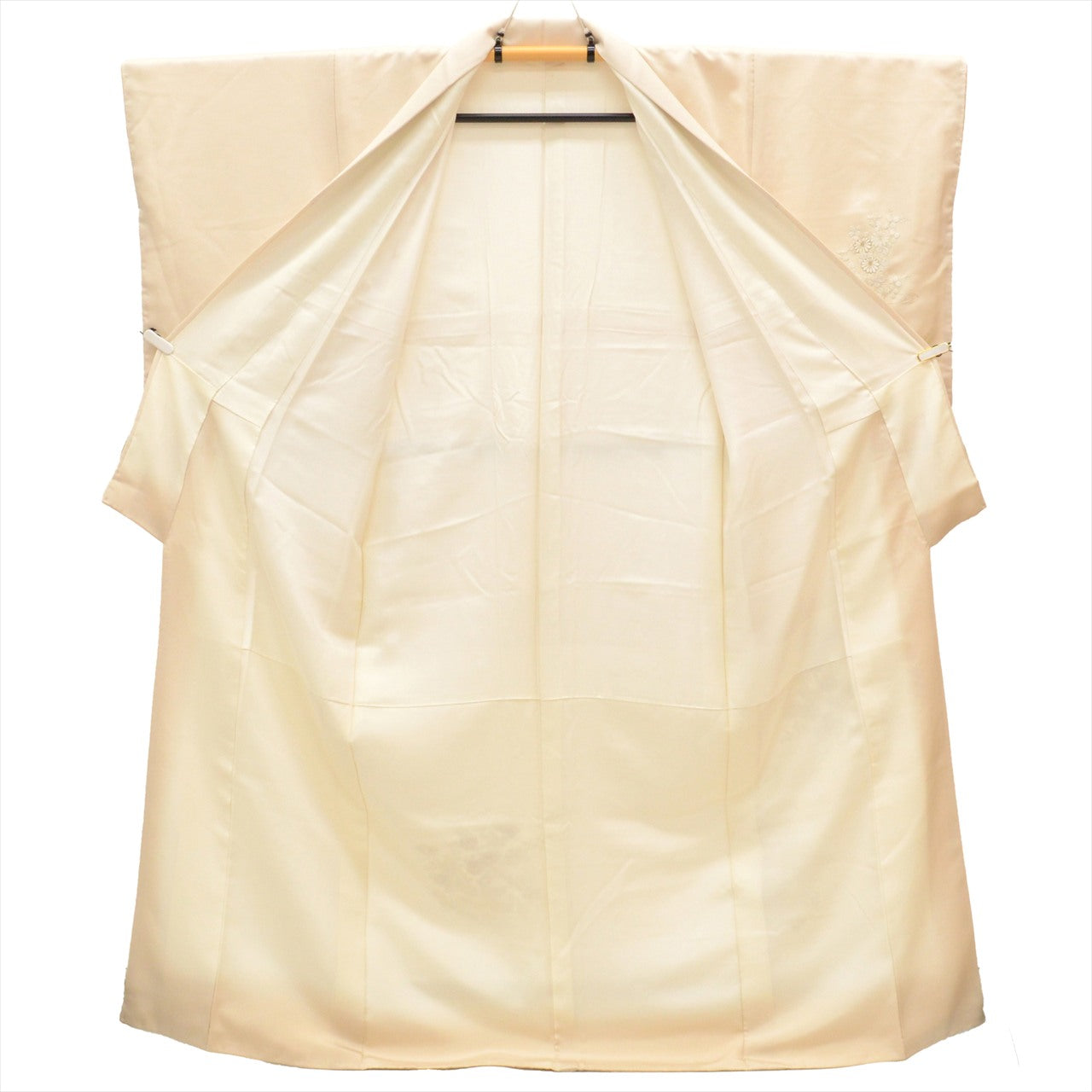Vintage Japanese Kimono | Tsukesage | Cream Silk | Chrysanthemum Embroidery | Size M | Sustainable | uu0291b