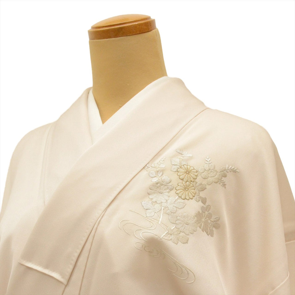 Vintage Japanese Kimono | Tsukesage | Cream Silk | Chrysanthemum Embroidery | Size M | Sustainable | uu0291b