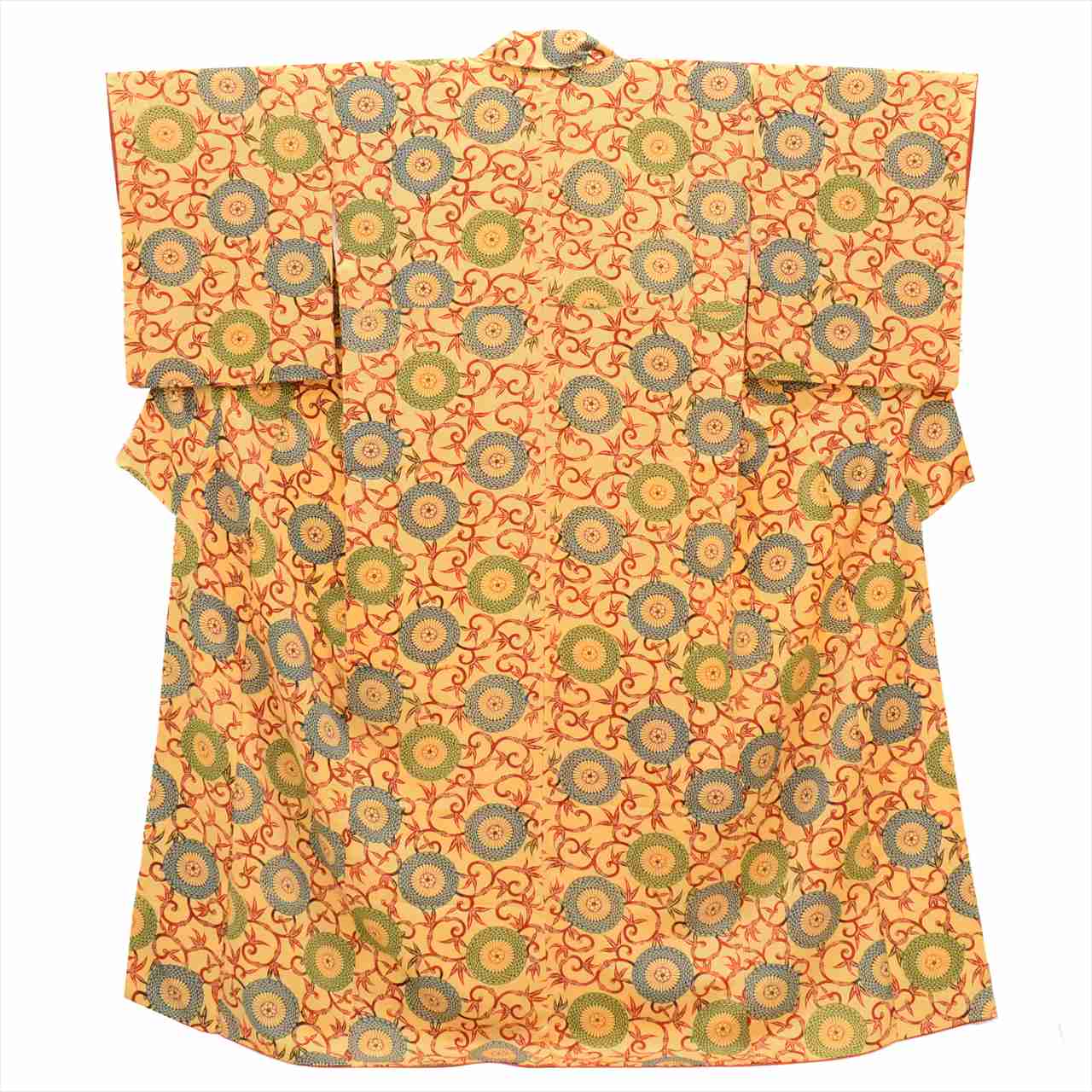 [Used] Komon (small patterned) recycled kimono, pure silk, lined, length 159cm (size M), sleeve length 65.5cm, yellowish color, floral arabesque pattern, bingata dyeing, high quality, semi-formal, spring, summer, autumn, winter, ready-made. 