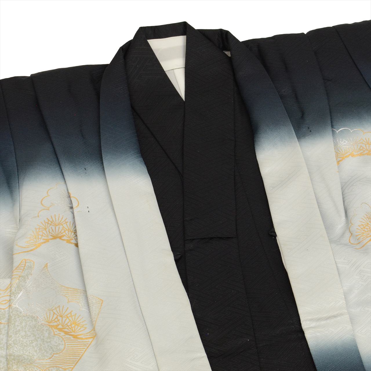 [Used] Boys' Shichi-Go-San (7-5-3) Ceremony Set (5 years old) - 2-piece set, synthetic fiber, recycled kimono and haori jacket, ready-made, length 100cm, sleeve length 49cm, black with hawk pattern and silver accents, traditional Japanese pattern, uu0356b 