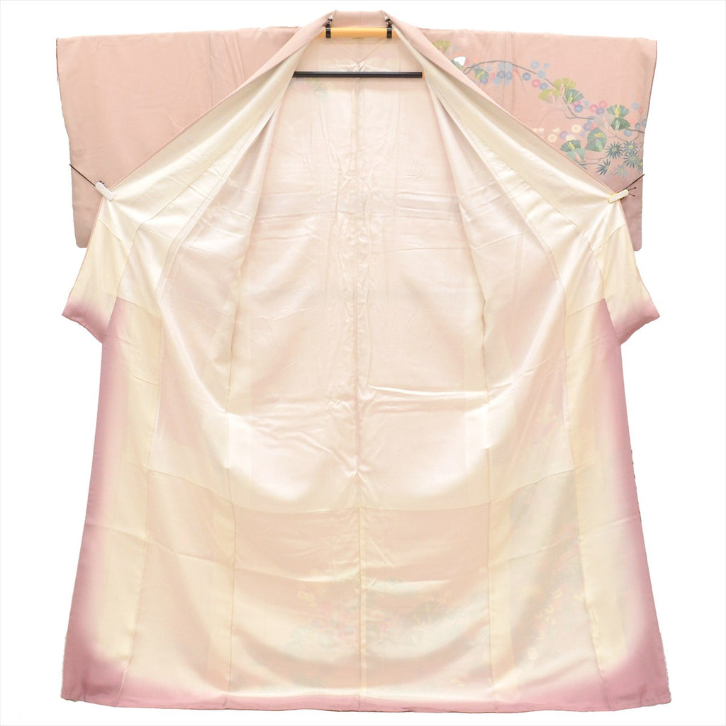[Used] Recycled formal kimono, pure silk, lined, length 167.0cm (65.7in) (LL), sleeve length 68.4cm (26.9in), ready-made, recycled kimono, Okamura Sofu, pink, pine and flower pattern, Tokamachi Yuzen dyeing, with signature, hand-painted Yuzen, uu0405b 