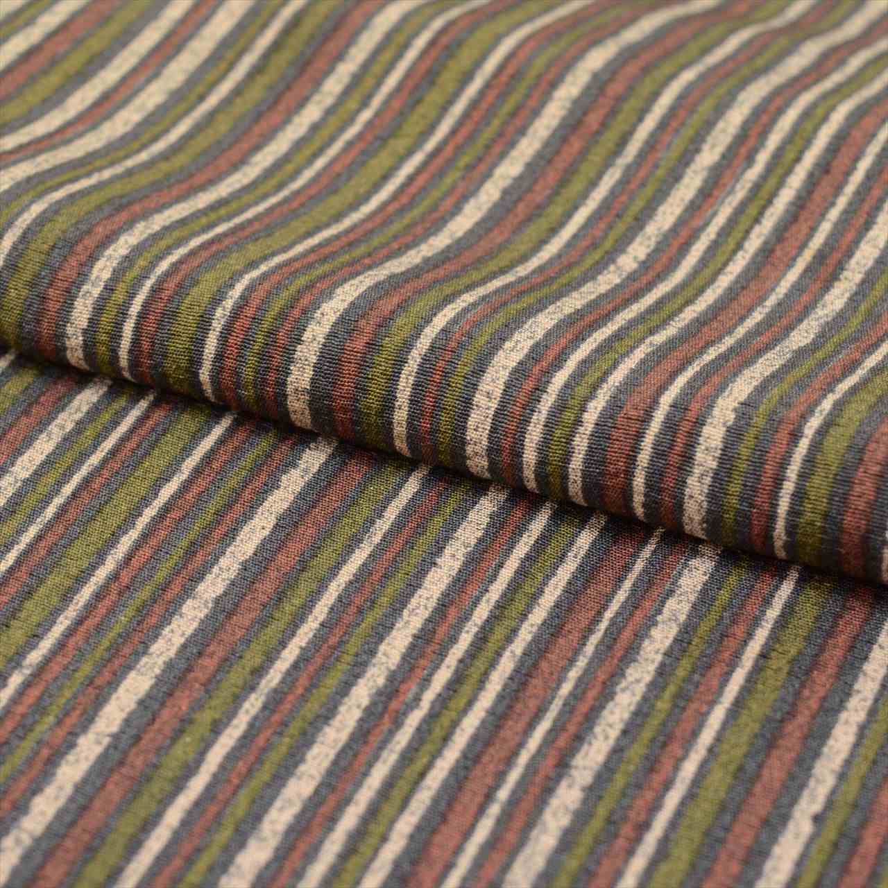 [Used] Komon (small patterned) recycled kimono, pure silk, lined, length 150.8cm (59.4in), size S, sleeve length 67.0cm (26.4in), brown stripe pattern, high quality, semi-formal, spring, summer, autumn, winter, ready-made. 