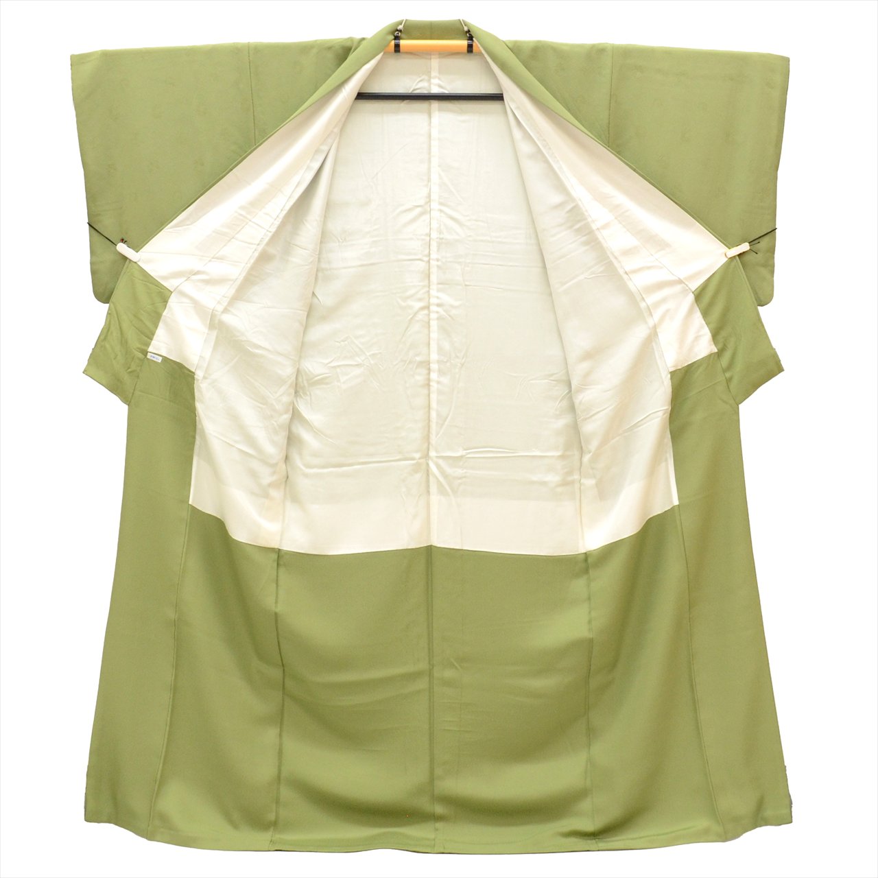[Used] Plain colored silk kimono, length 162.5cm, size L, sleeve length 68cm, lined, ready-made, recycled kimono, green with round floral pattern, uu0411b, suitable for entrance ceremonies, graduation ceremonies, kindergarten entrance ceremonies. 