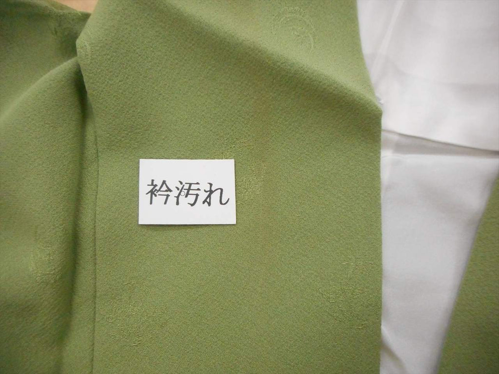 [Used] Plain colored silk kimono, length 162.5cm, size L, sleeve length 68cm, lined, ready-made, recycled kimono, green with round floral pattern, uu0411b, suitable for entrance ceremonies, graduation ceremonies, kindergarten entrance ceremonies. 