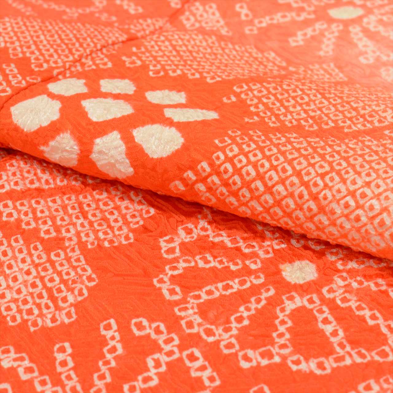 [Used] Furisode (long-sleeved kimono) and Nagajuban (undergarment) set, pure silk, length 157.0cm (61.8in) (size M), sleeve length 66.0cm (26.0in), orange color, floral pattern, with half-collar, fully tie-dyed, vintage, women's outfit, uu0429b 