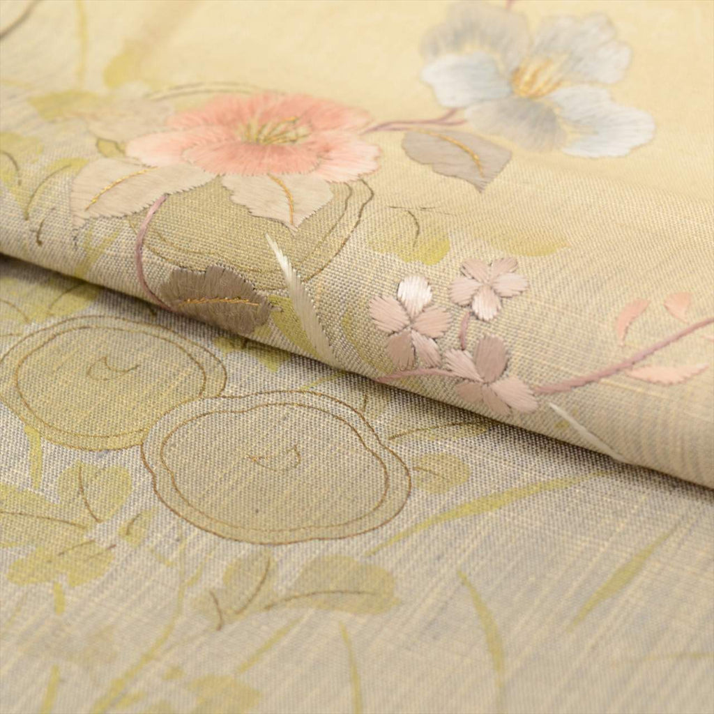 Vintage Japanese Kimono | Yuki Tsumugi | Beige Silk | Floral Tsukesage Pattern | Embroidery | Unused | Sustainable | uu0452b