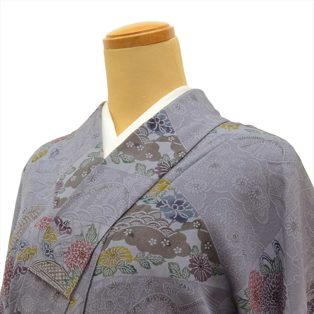 [Used] Komon (small patterned kimono), unlined, pure silk, length 150.8cm (59.4in), size S, sleeve length 70.0cm (27.6in), ready-made, recycled kimono, purple tones, landscape pattern, Bingata dyeing, uu0513b 