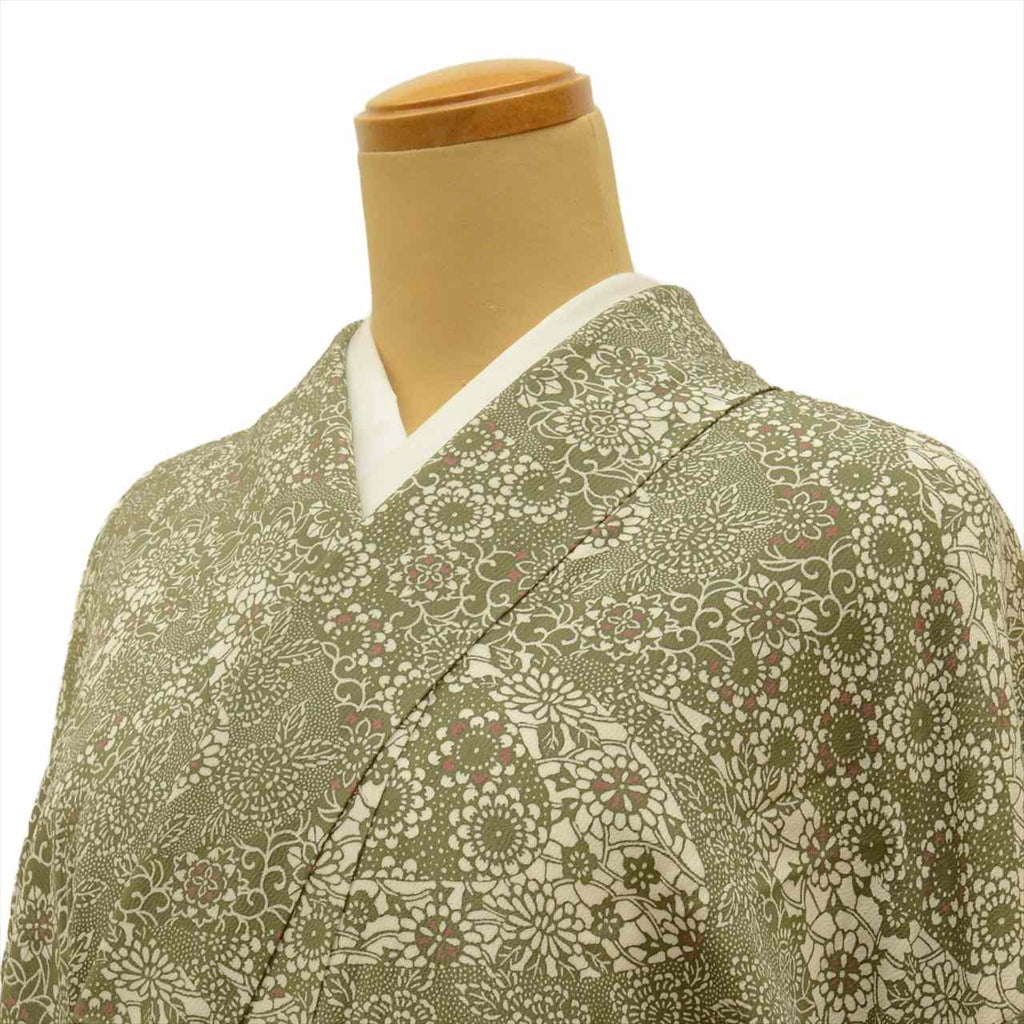[Used] Komon (small patterned) recycled kimono, pure silk, lined, length 160cm, size M, sleeve length 64.2cm, excellent condition, green, floral arabesque pattern, stencil dyed, high quality, semi-formal, spring, summer, autumn, winter, ready-made. 