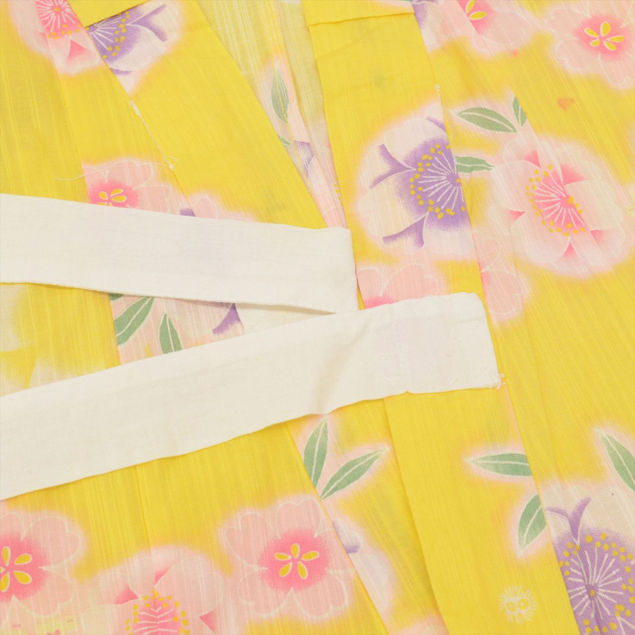 [Used] Recycled Yukata for Girls, Cotton, Size 130, Yellow, Retro Style, with Heiko Obi (Sash) uu0530b 