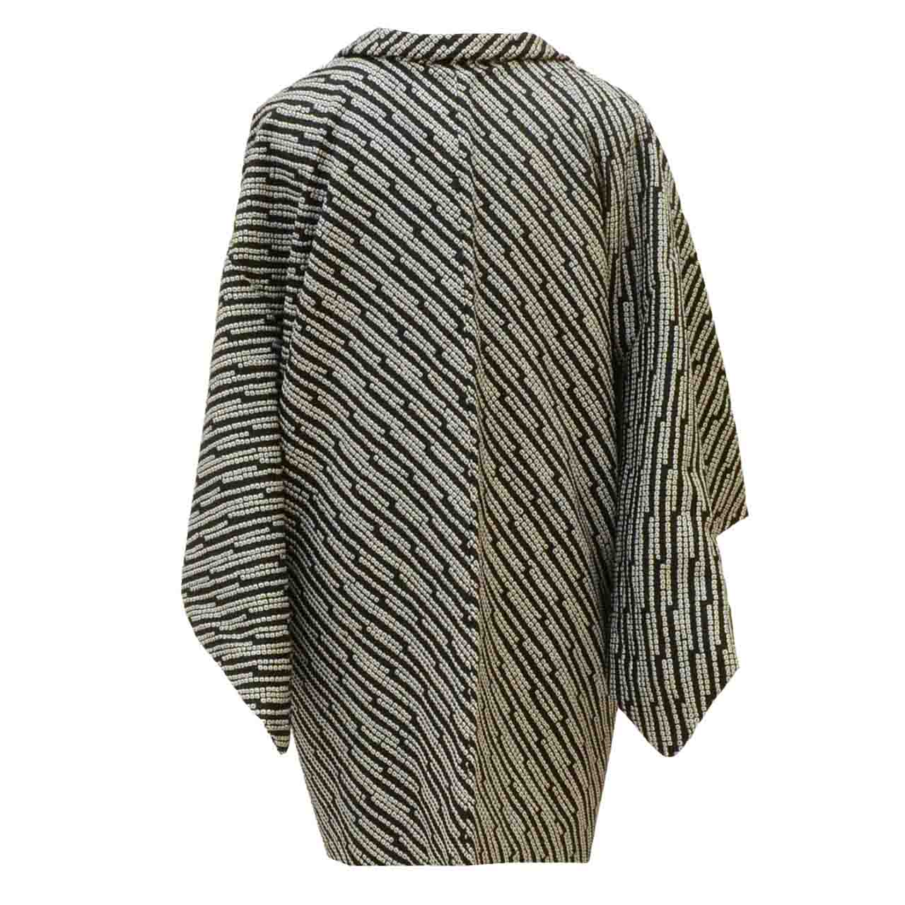 [Used] Long Haori (short jacket), pure silk, recycled haori, sleeve length 63.5cm (25.0in), body length 80.0cm (31.5in), black, kanoko pattern, fully tie-dyed, with haori cord uu0648b 