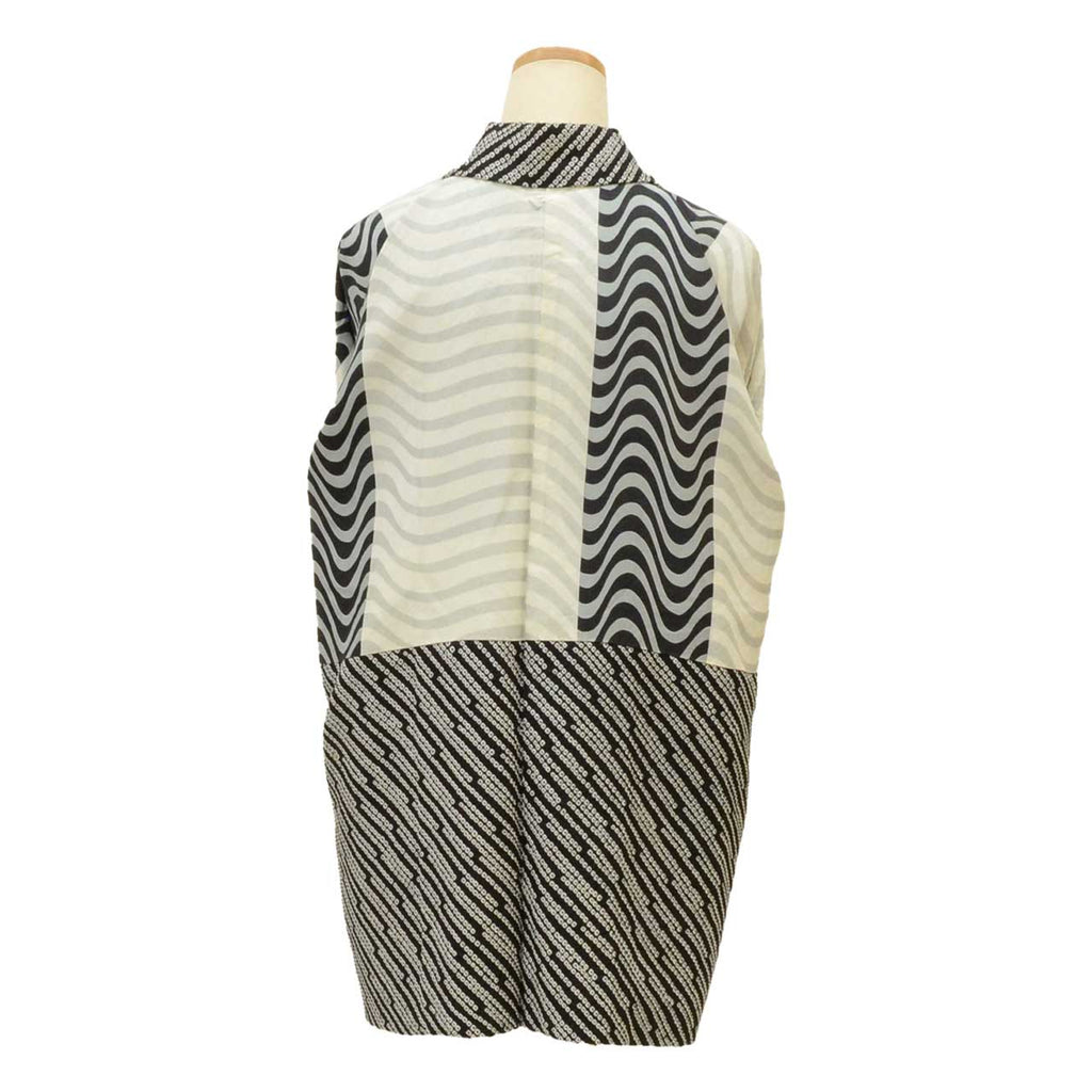 [Used] Long Haori (short jacket), pure silk, recycled haori, sleeve length 63.5cm (25.0in), body length 80.0cm (31.5in), black, kanoko pattern, fully tie-dyed, with haori cord uu0648b 