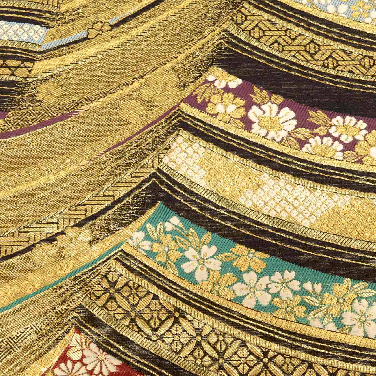 Vintage Japanese Obi | Fukuro Obi | Gold Silk | Floral | Hikihaku | Furisode | Sustainable | uu0652b
