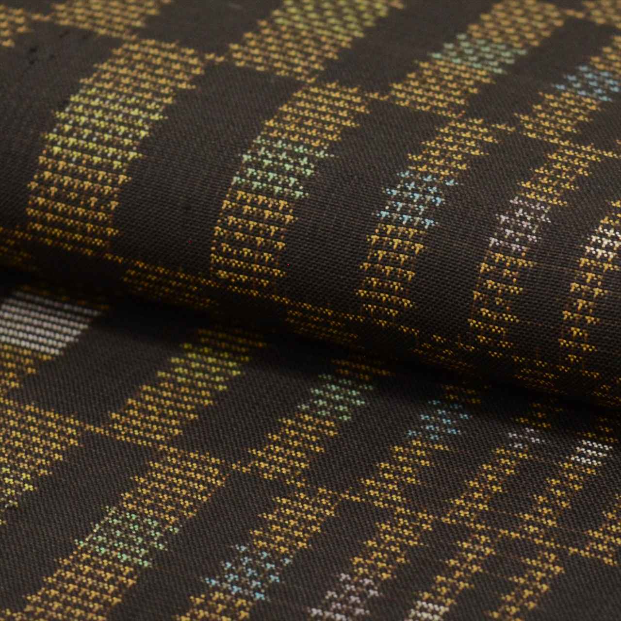 Vintage Japanese Kimono | Oshima Tsumugi | Brown Silk | Checkerboard | Mud-dyed | 7-thread | Kata-su | Unused | Sustainable | uu0662b