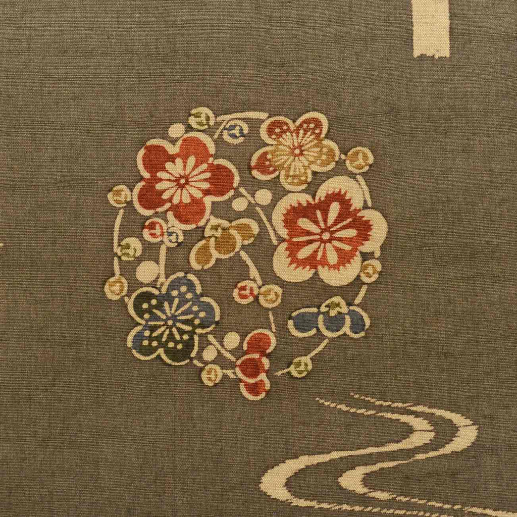 Vintage Japanese Kimono | Oshima Tsumugi | Green Silk | Flower Circle Stream Pattern | Size M | Sustainable | uu0669b