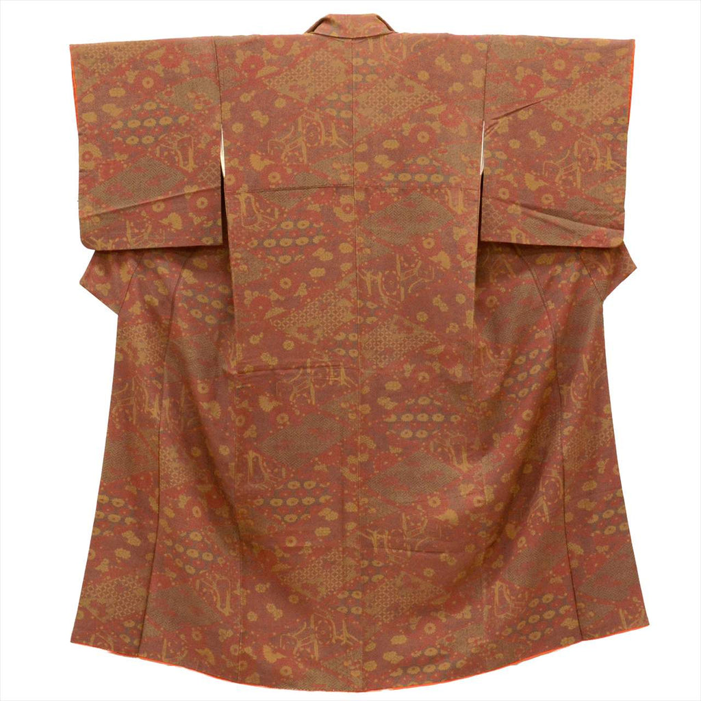 [Used] Komon (small patterned) recycled kimono, pure silk, lined, length 150cm (size S), sleeve length 63cm, reddish color, diamond and plant pattern, crepe fabric, high quality, semi-formal, spring, summer, autumn, winter, ready-made. 