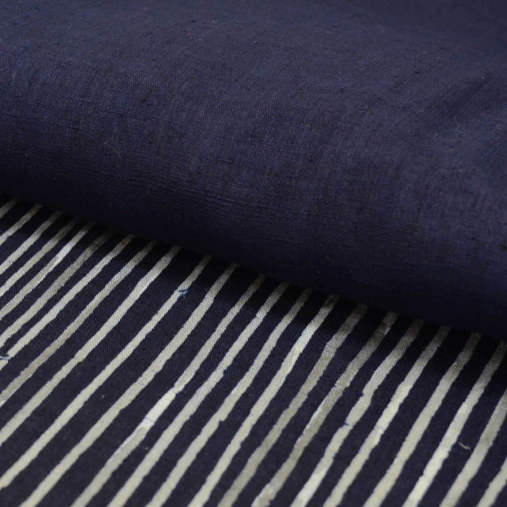 Vintage Japanese Kimono | Tsumugi | Navy Silk | Geometric Pattern | Unlined | Size M | Sustainable | uu0720b
