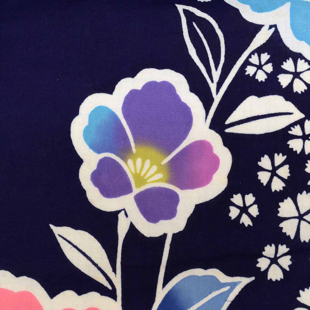 Vintage Japanese Yukata | Women's Yukata | Navy Cotton | Floral Pattern | Koma-ji Chuzome | Size M | Sustainable | uu0784b
