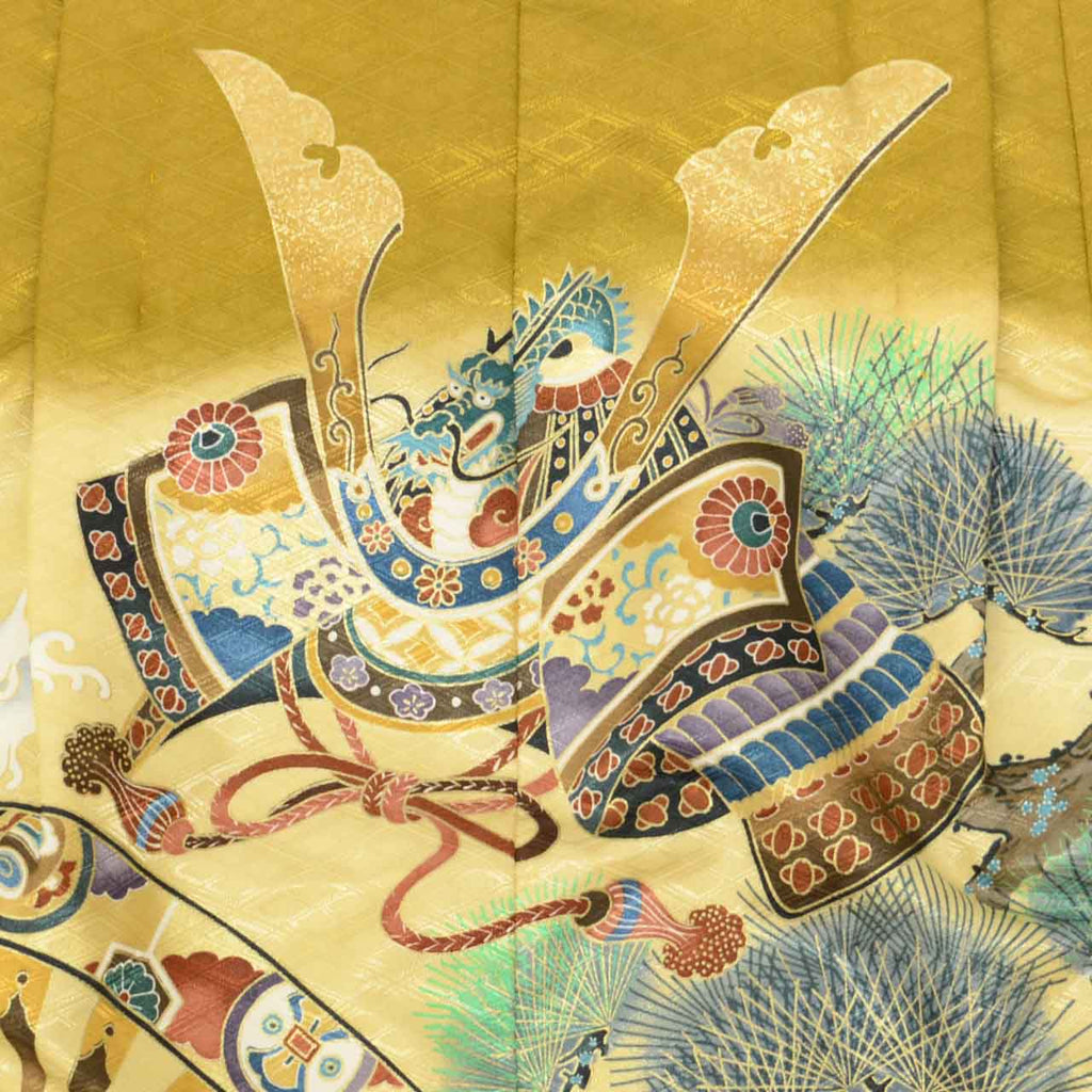 [Used] Recycled Shichi-Go-San Boy's 5-Year-Old Kimono and Haori Set (2 pieces) - Synthetic Fiber - Excellent Condition - Ready-made - Length 89cm, Sleeve Length 46cm - Brown with Helmet Pattern and Gold Embroidery - Traditional Japanese Style - uu0867b 