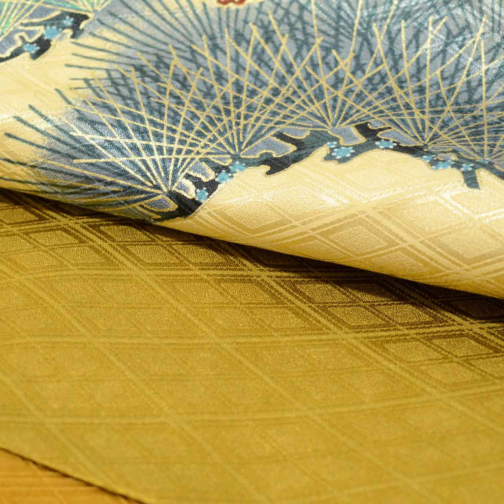 [Used] Recycled Shichi-Go-San Boy's 5-Year-Old Kimono and Haori Set (2 pieces) - Synthetic Fiber - Excellent Condition - Ready-made - Length 89cm, Sleeve Length 46cm - Brown with Helmet Pattern and Gold Embroidery - Traditional Japanese Style - uu0867b 